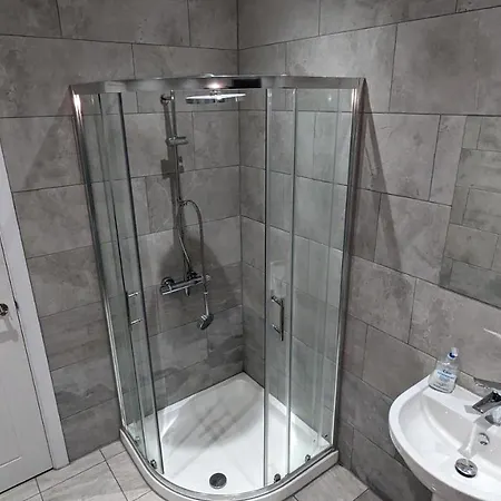 Edge 2 Bed Property *